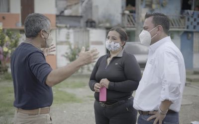 Realizar un trabajo de educación ambiental donde la comunidad comprenda la importancia de no arrojar basuras a las zonas verdes, fue la conclusión de la visita que el director general de la Corporación Autónoma Regional del Quindío