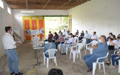 Durante esta mañana el director general de la CRQ, José Manuel Cortés Orozco, y su equipo de trabajo se reúnen con la comunidad…