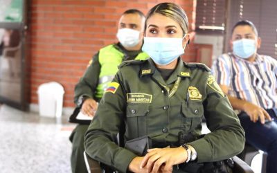 Ocho policías ambientales certificados por la CRQ en el control y manejo del Caracol Gigante Africano