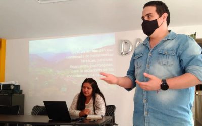 Cátedra ambiental de la CRQ en Córdoba para hablar de educación y gestión ambiental