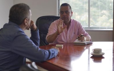 CRQ pone a disposición de la Iniciativa Clúster Agroalimentario del Quindío su oferta institucional como Negocios Verdes…