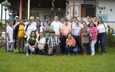 Restaurantes, viveros, alojamiento en fincas agroturísticas, avistamiento de aves y uso sostenible de recursos naturales…