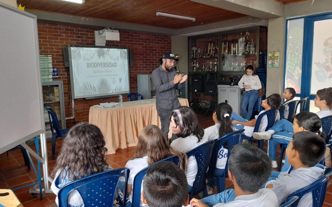 estudiantes de la institución educativa Santa María Goretti