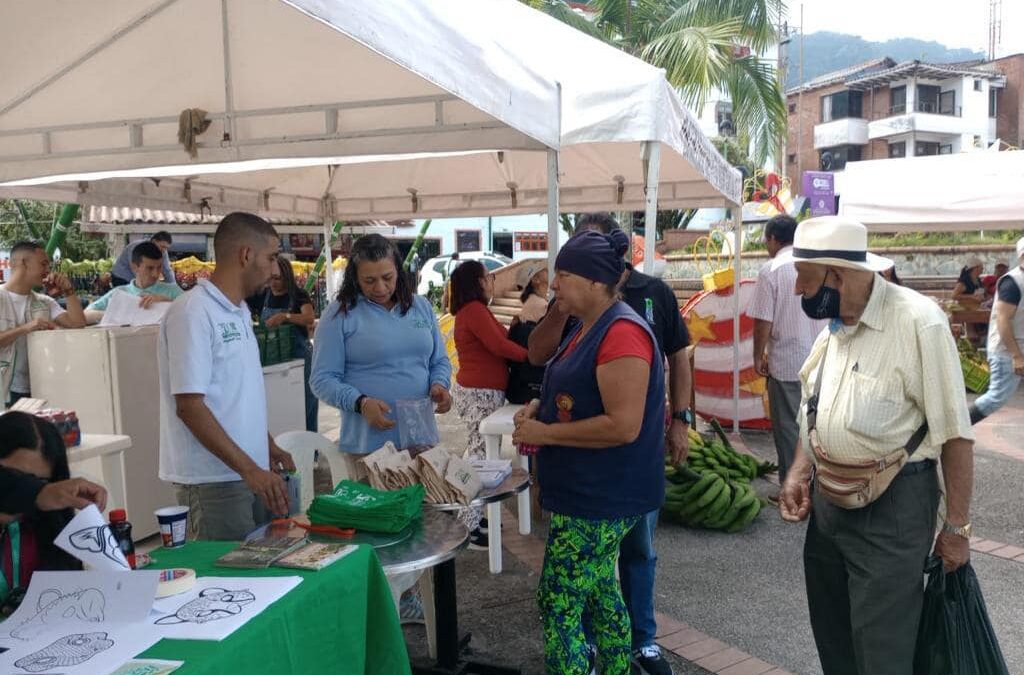 Se adelanta en el municipio de Buenavista la oferta de servicios institucionales de la CRQ