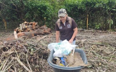 Aproximadamente 300 kilos de residuos sólidos se recolectaron durante la jornada de recolección y limpieza alrededor del río Lejos y la quebrada El Inglés en Pijao.