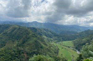 Advertencia: Operadoras turísticas que ofrezcan servicios en áreas protegidas del Quindío serán sancionadas por la autoridad ambiental